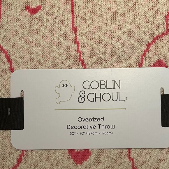 GOBLIN & GHOUL Pink Ivory GHOSTS Blanket Throw Halloween NWT 50" x 70" Sketched - Picture 4 of 4